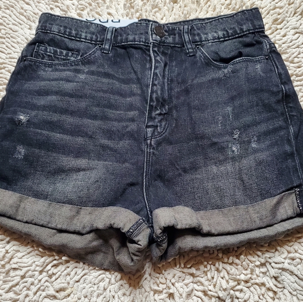 Black wash BDG shorts